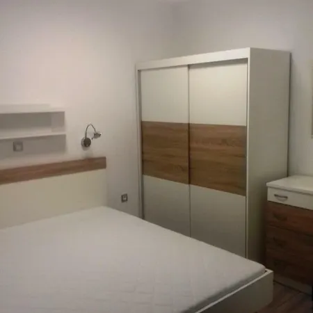 Jelicic * Цриквеница